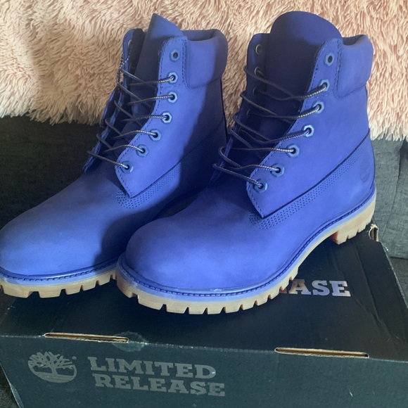 Timberland Boots - Picture 2 of 6